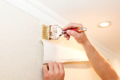 Pose de papier peint à Fay-de-Bretagne — revêtements muraux et toiles de verre